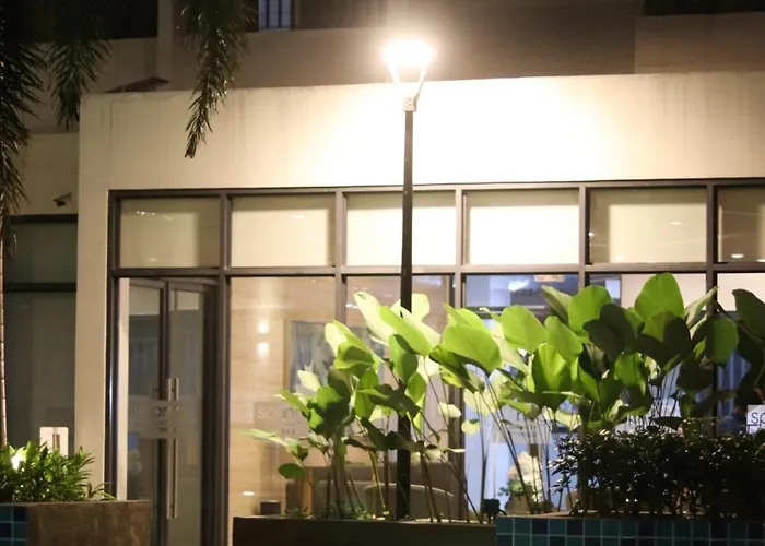 Cozy & Affordable Staycation Melrose Haven