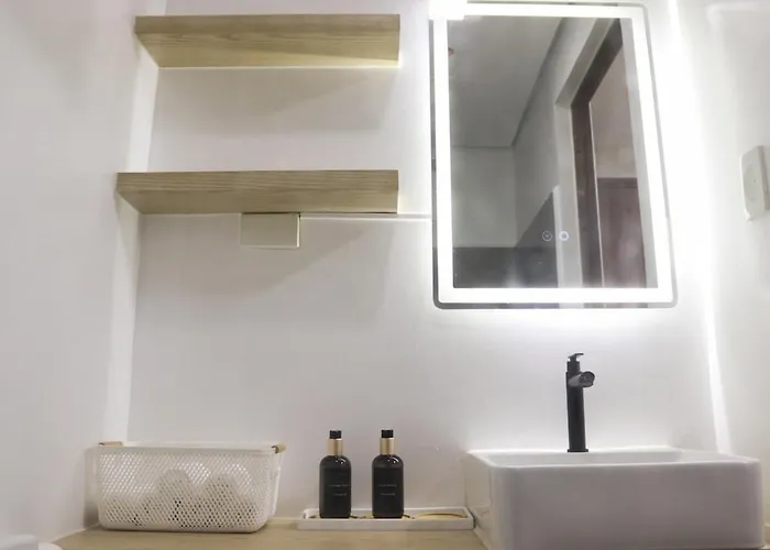 Cozy & Affordable Staycation Melrose Haven 아파트